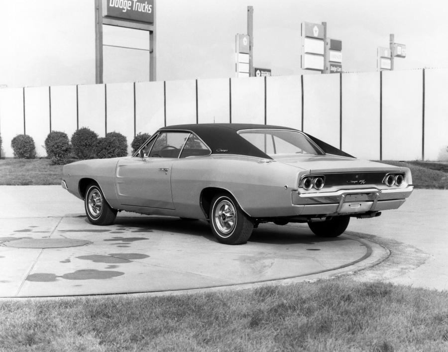  Dodge Charger R/T 1968 года  (фото 11 из 11)